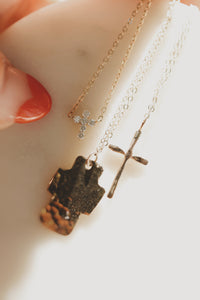 Classic Cross Necklace - Little Sycamore