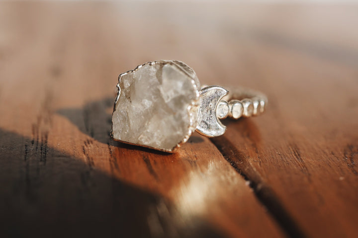 Luna · Moonstone Ring