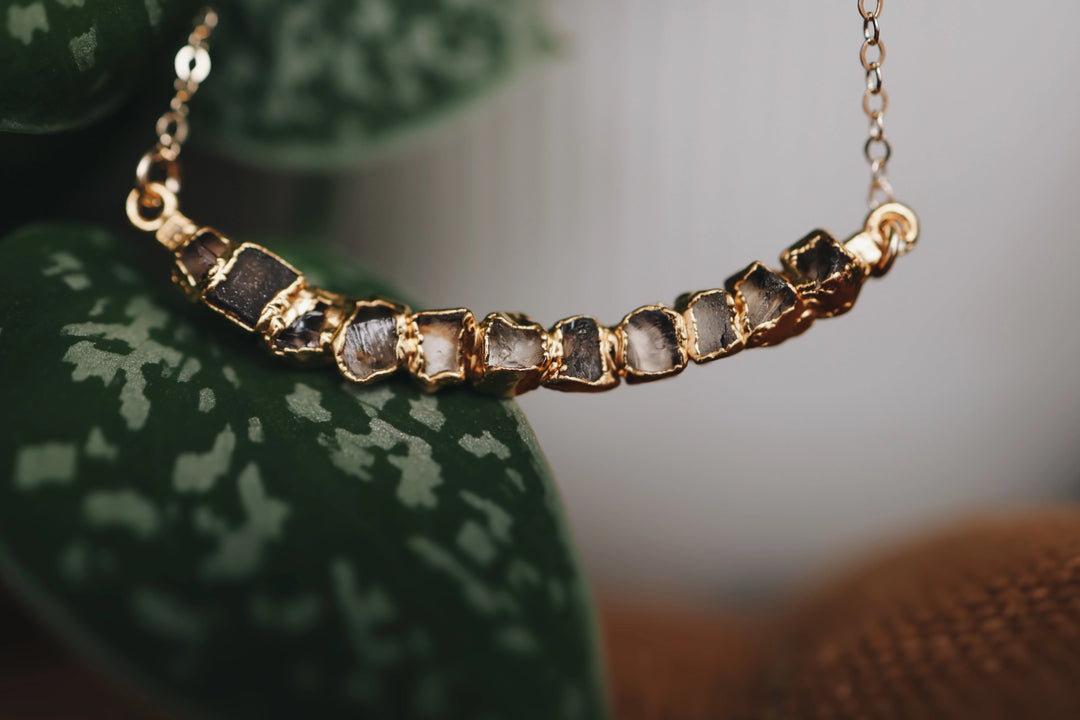 Mothers Riverbend Necklace · Customizable