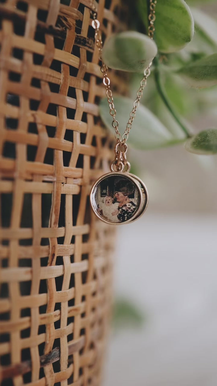 Window Locket